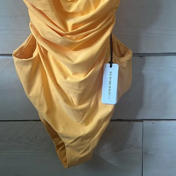 NWT We Wore What Liv One Piece Swimsuit sz XS Orange